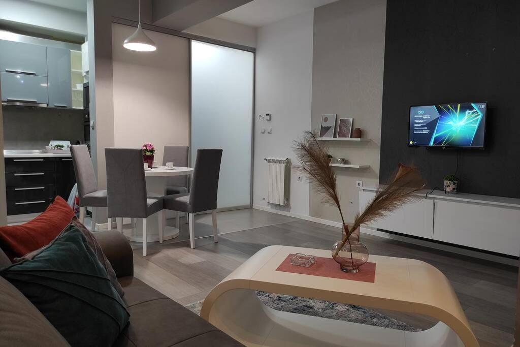 סקופיה Centar One Apartmant מראה חיצוני תמונה
