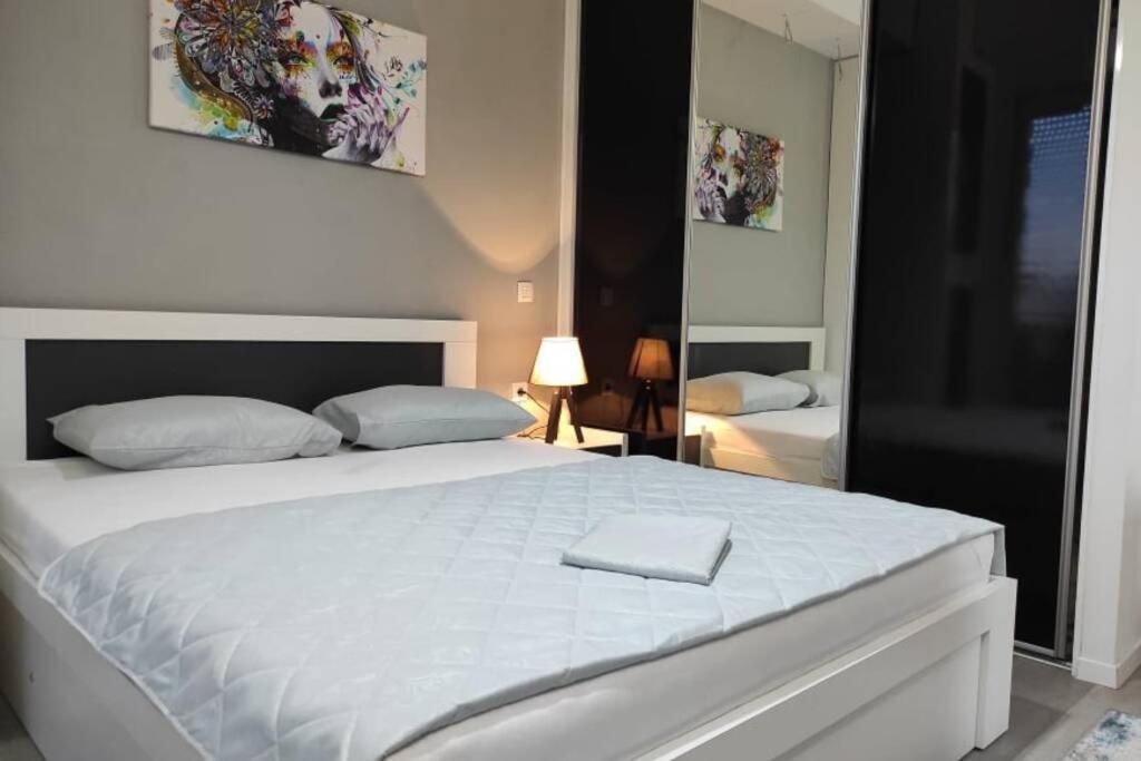 סקופיה Centar One Apartmant מראה חיצוני תמונה